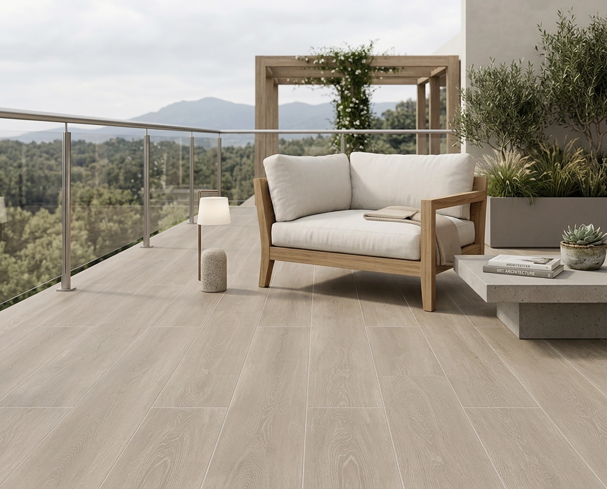 Cerámica Madera Oyster-ambiente Terraza mirador espaciosa, sofá de madera y cojines blancos, con un piso de cerámica madera Oyster, colección Sylva de Cerámicos Gala